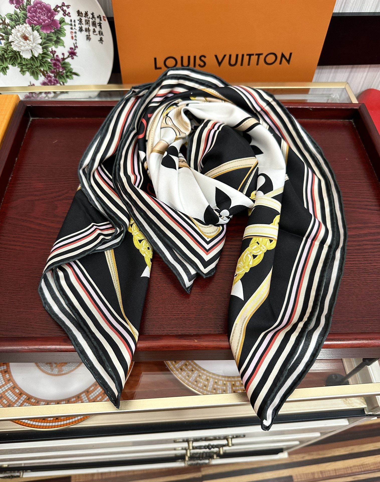 Louis Vuitton Scarf